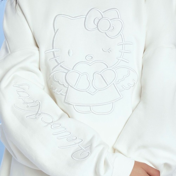 Forever 21 Angel HELLO KITTY Embroidered Pullover, Adult Small NWOT 🐱🪽 - Picture 2 of 7